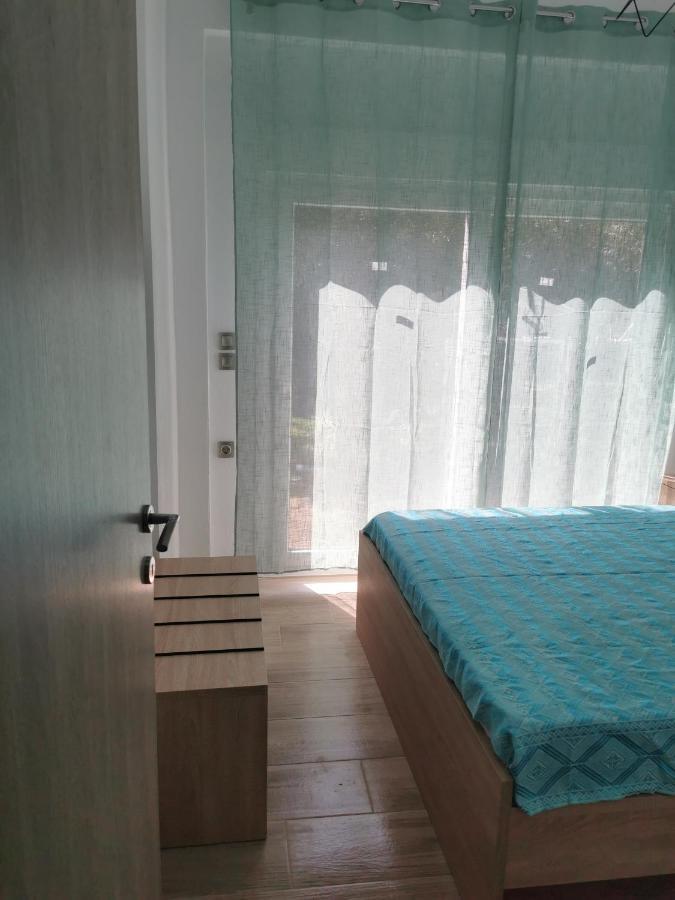 トロニIrini'S Houseアパートメント エクステリア 写真